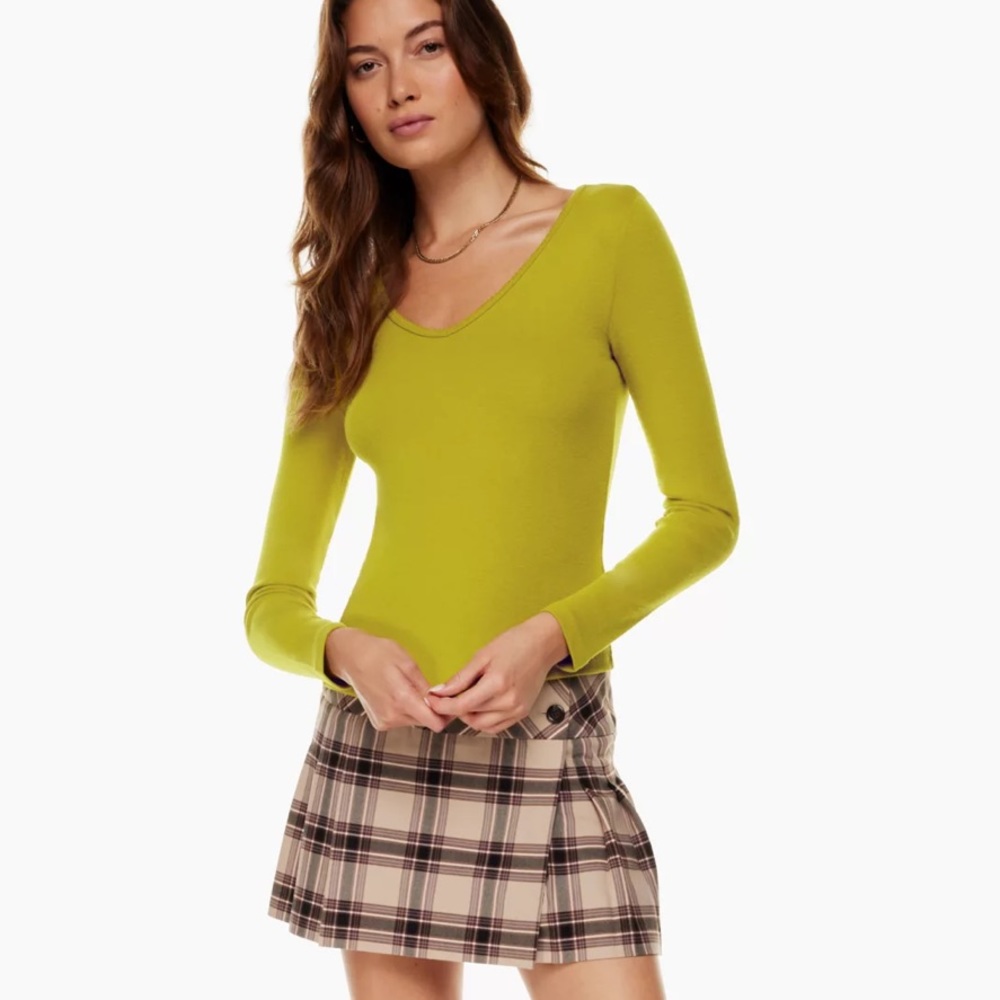 Sunday Best Green Long Sleeve Top - Picture 2 of 8